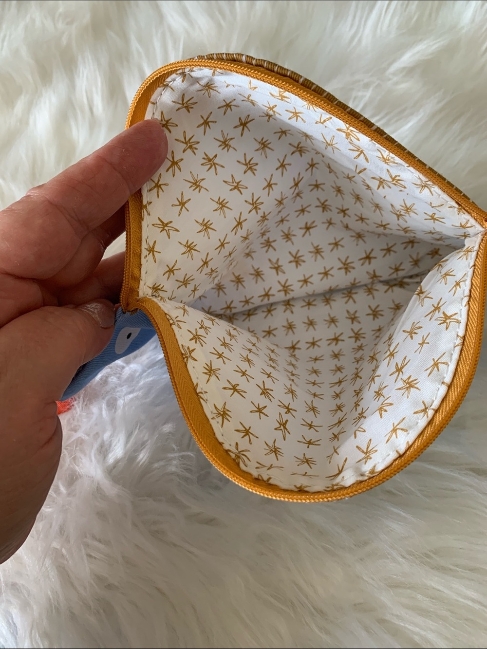 đĄđ Set of 3 Zippered Fish Fabric Pouches by Davines NWOTđ - Picture 6 of 8